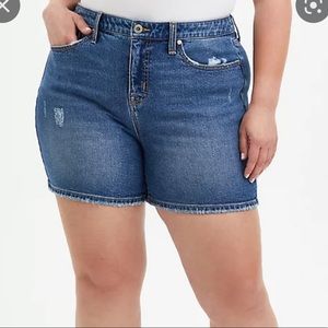Torrid high rise midi short classic denim medium wash sz.16 womens